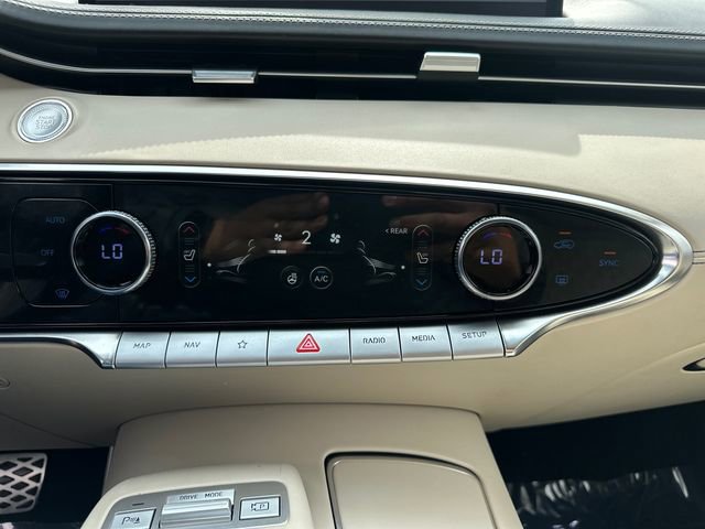 Used 2025 Genesis GV70 3.5T Sport w/ Sport Prestige Package image 36