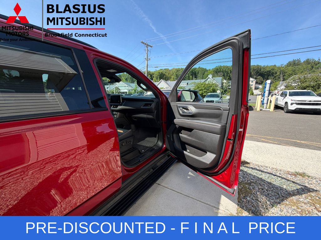 Used 2023 GMC Yukon AT4 w/ AT4 Premium Package AWD/4WD image 54