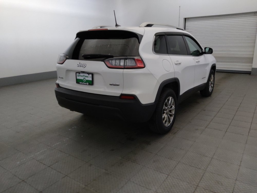 Used 2019 Jeep Cherokee Latitude Plus w/ Cold Weather Group AWD/4WD image 9