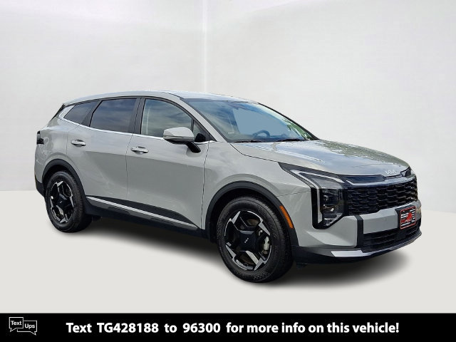 Certified 2026 Kia Sportage EX FWD image 1