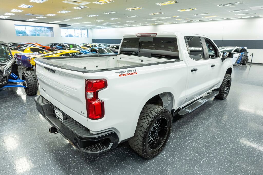 Used 2021 Chevrolet Silverado 1500 LT Trail Boss w/ Convenience Package II image 8