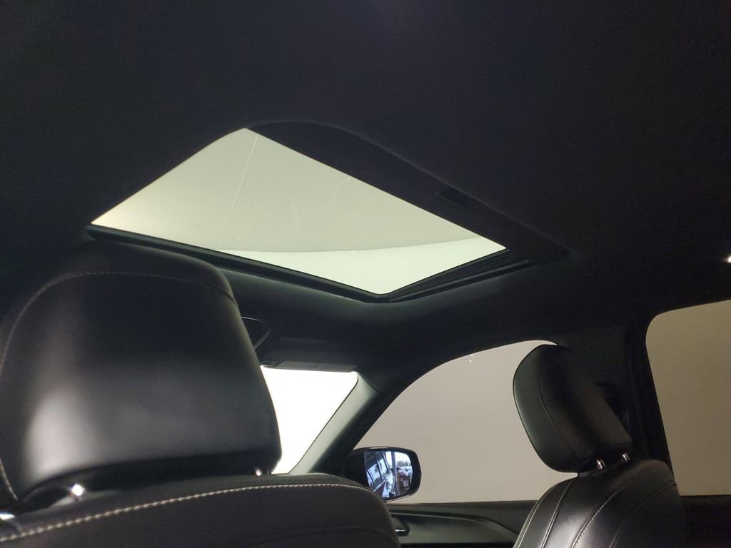 Used 2024 Jeep Grand Cherokee L Altitude image 23