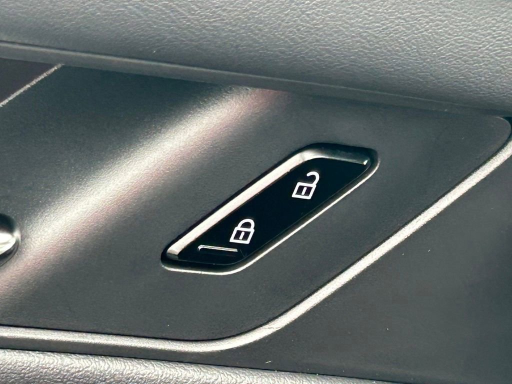 Used 2025 MAZDA CX-90 Plug-In Hybrid w/ Premium Plus image 69