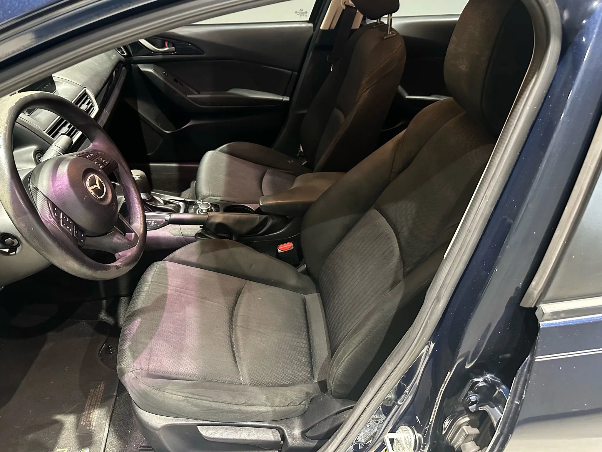 Used 2016 MAZDA MAZDA3 i Sport image 13