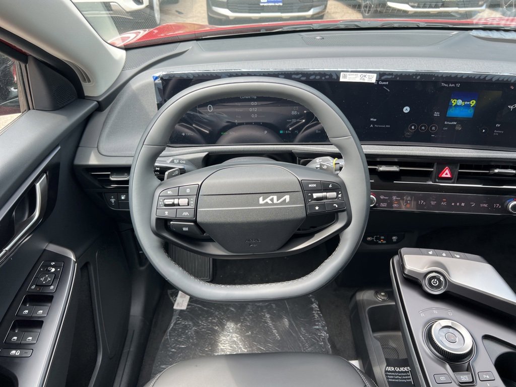 New 2025 Kia EV6 Light w/ Light LR Technology Package image 11