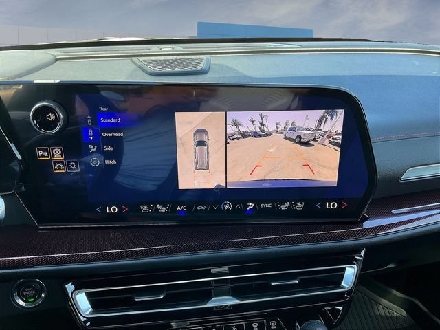 New 2027 Chevrolet Traverse RS w/ LPO, Floor Liner Package FWD image 7
