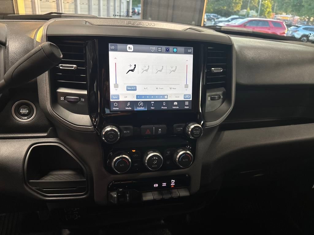 New 2024 RAM 3500 Tradesman w/ Towing Technology Group image 17