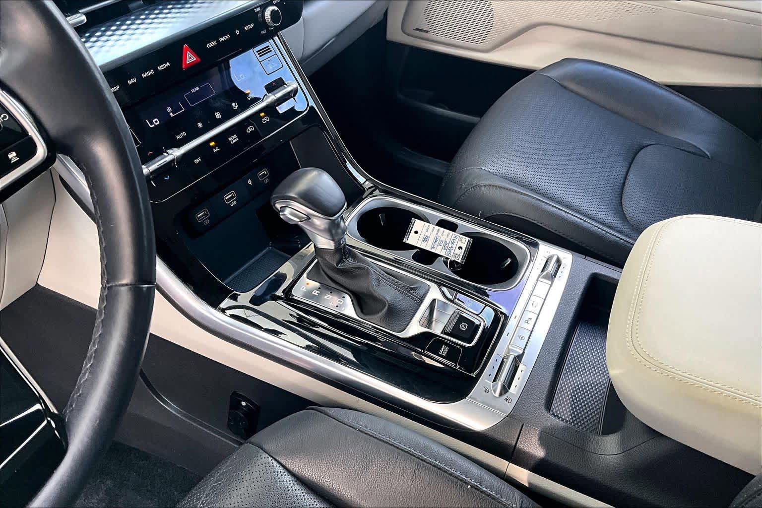Used 2024 Kia Carnival SX Prestige FWD image 17
