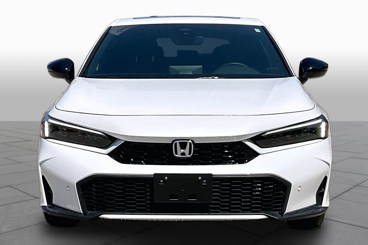 Used 2025 Honda Civic Sport Touring image 4