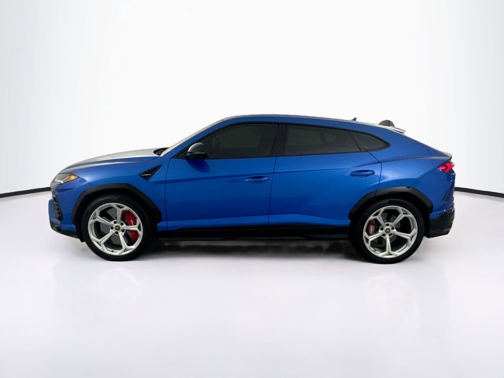 Used 2022 Lamborghini Urus AWD/4WD image 8
