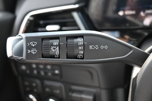 Used 2026 Chevrolet Suburban High Country AWD/4WD image 42