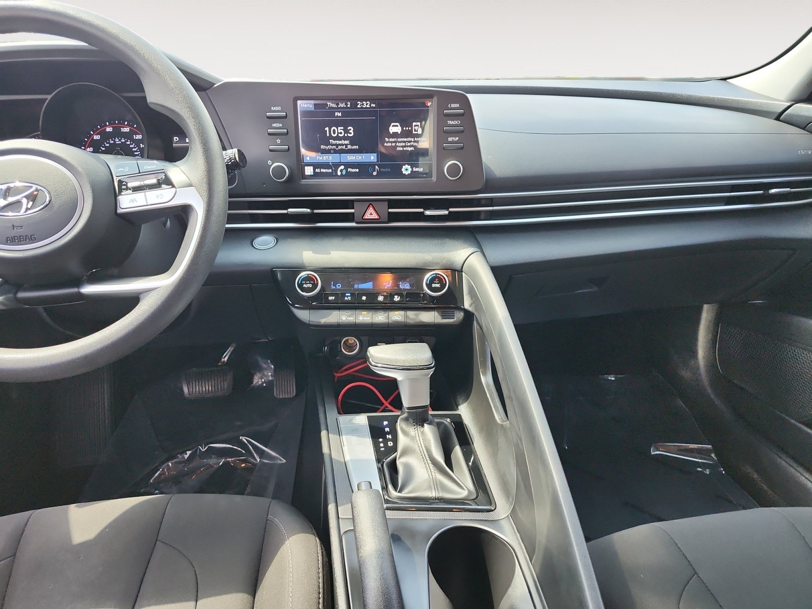 Used 2021 Hyundai Elantra SEL FWD image 11
