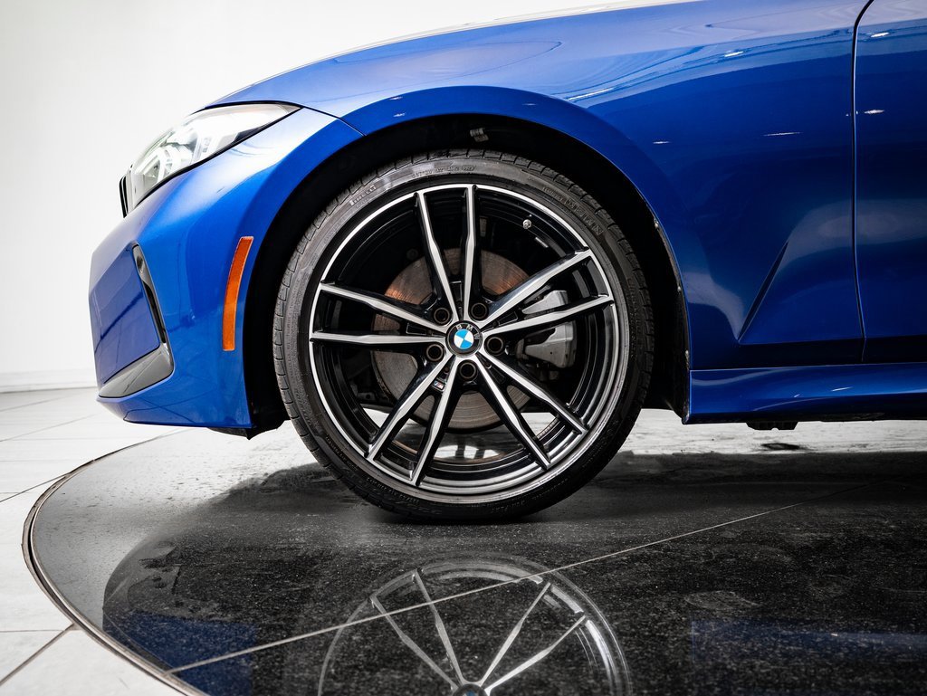 Used 2023 BMW 330i xDrive Sedan w/ M Sport Package image 12