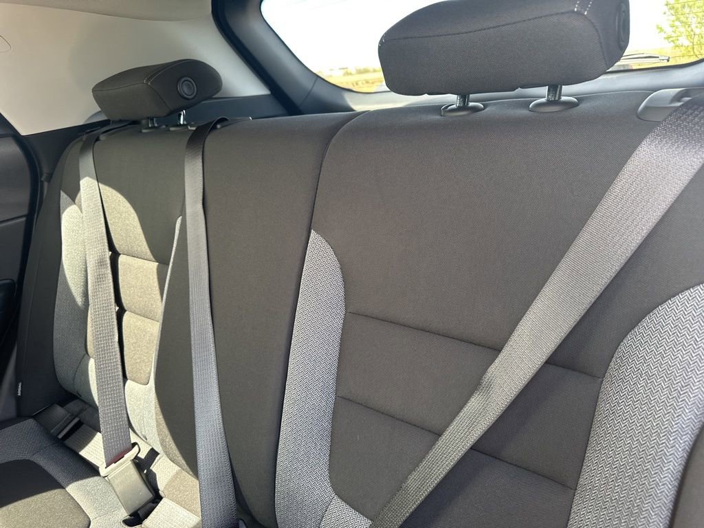 Used 2023 Chevrolet TrailBlazer LT w/ Convenience Package AWD/4WD image 21