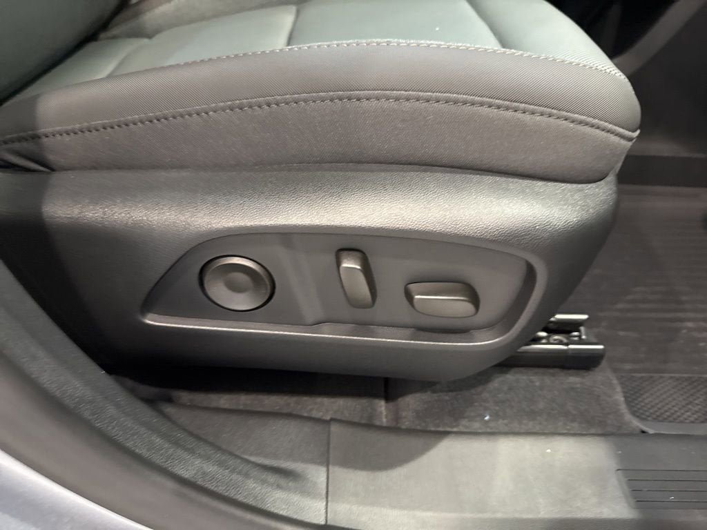 New 2026 GMC Terrain AT4 w/ Convenience Package III AWD/4WD image 13