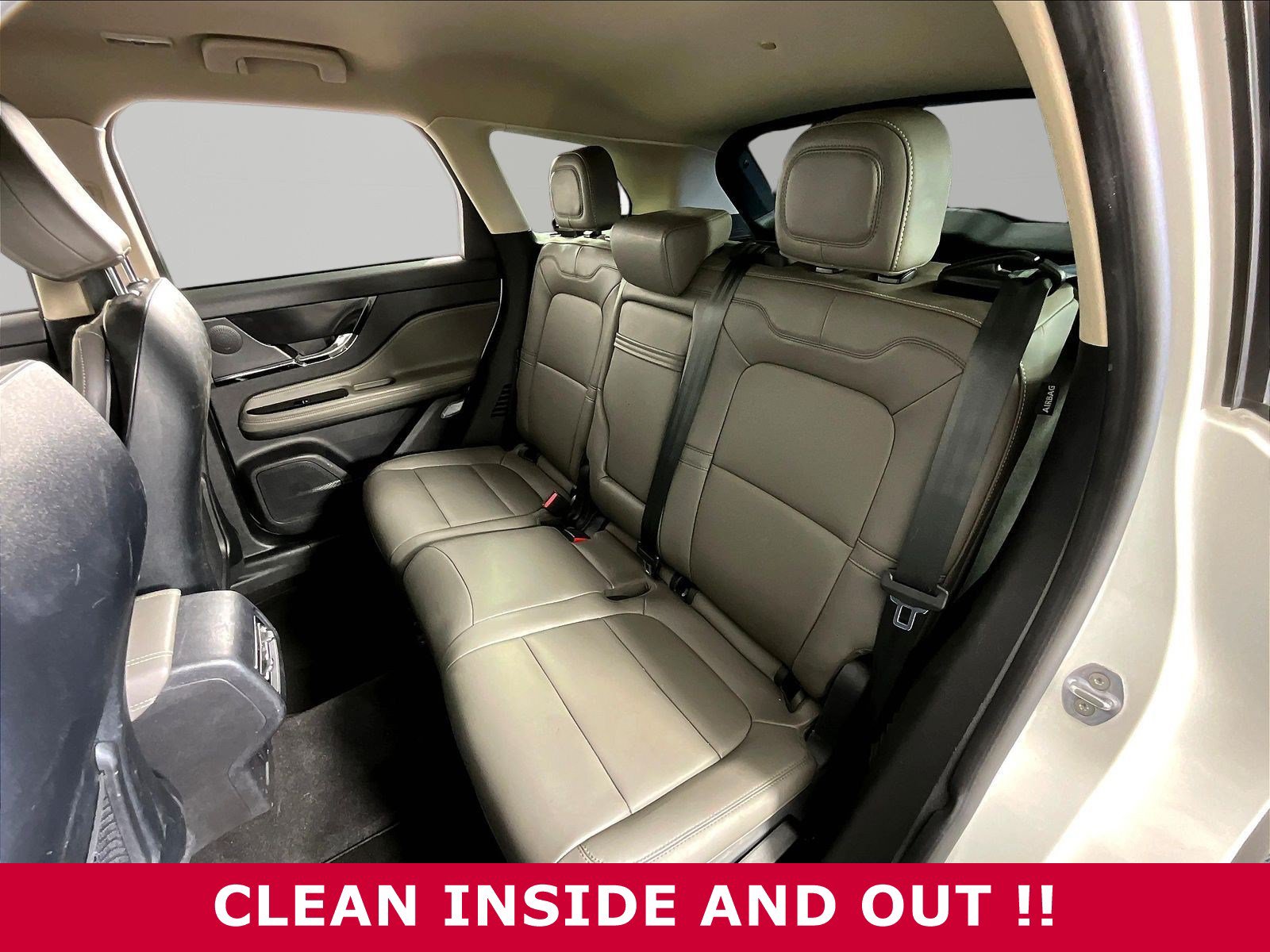 Used 2024 Lincoln Corsair FWD image 22