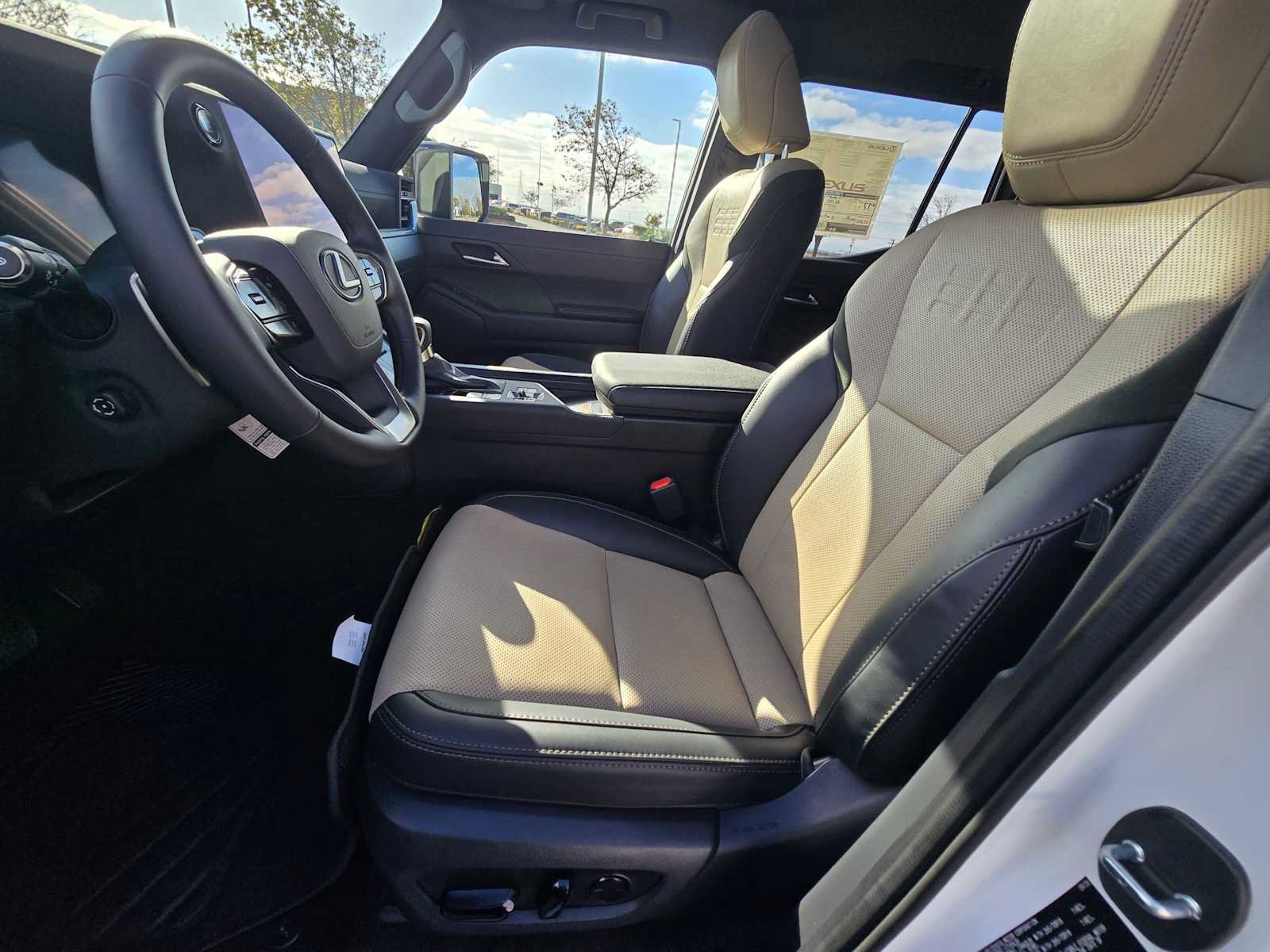 New 2026 Lexus GX 550 AWD/4WD image 22