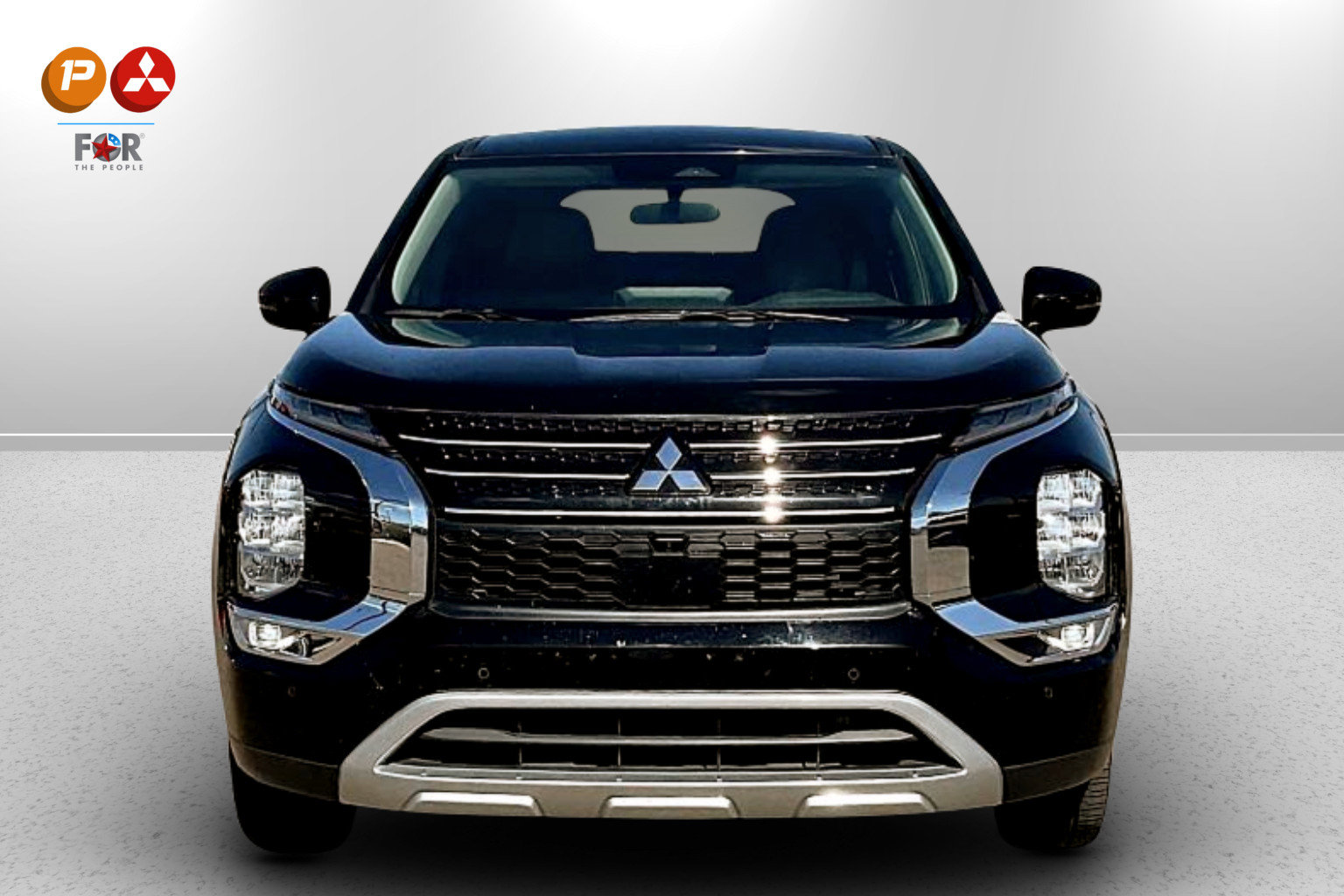 Used 2023 Mitsubishi Outlander SE image 3