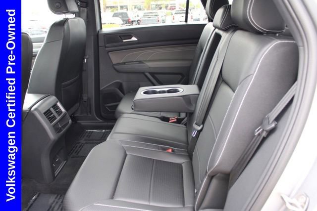 Used 2023 Volkswagen Atlas Cross Sport SE w/ Black Wheel Package AWD/4WD image 25
