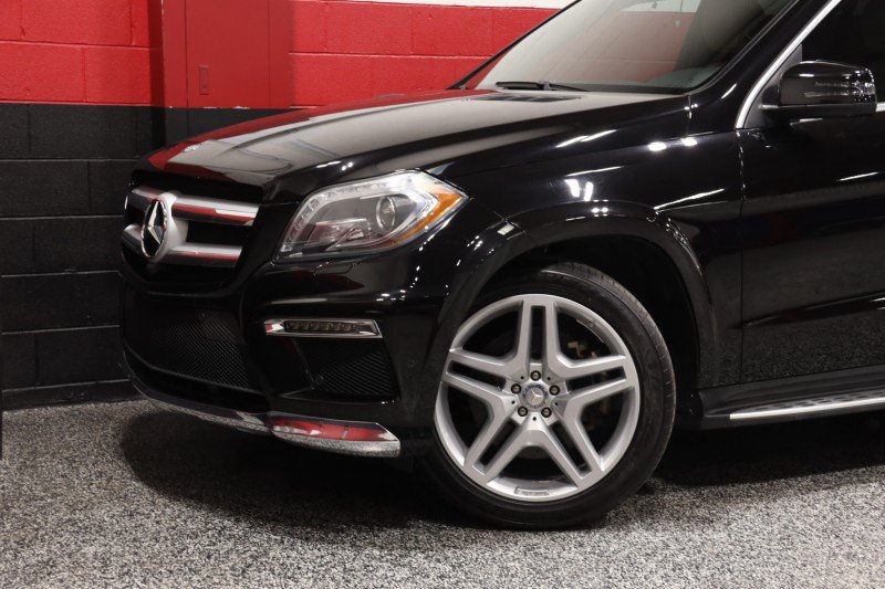 Used 2015 Mercedes-Benz GL 550 4MATIC image 20