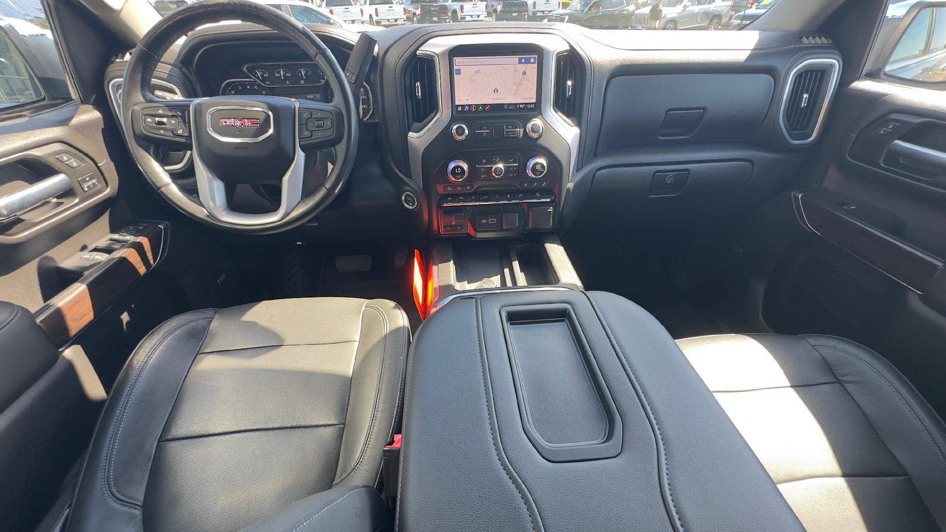 Used 2020 GMC Sierra 1500 SLT w/ SLT Premium Plus Package AWD/4WD image 8