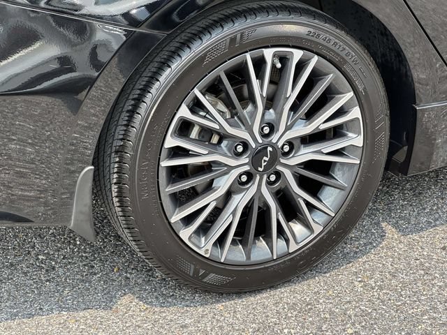 Used 2023 Kia Forte GT-Line w/ GT-Line Technology Package FWD image 30