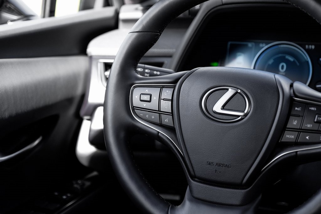 Used 2023 Lexus UX 250h FWD w/ Premium Package image 21