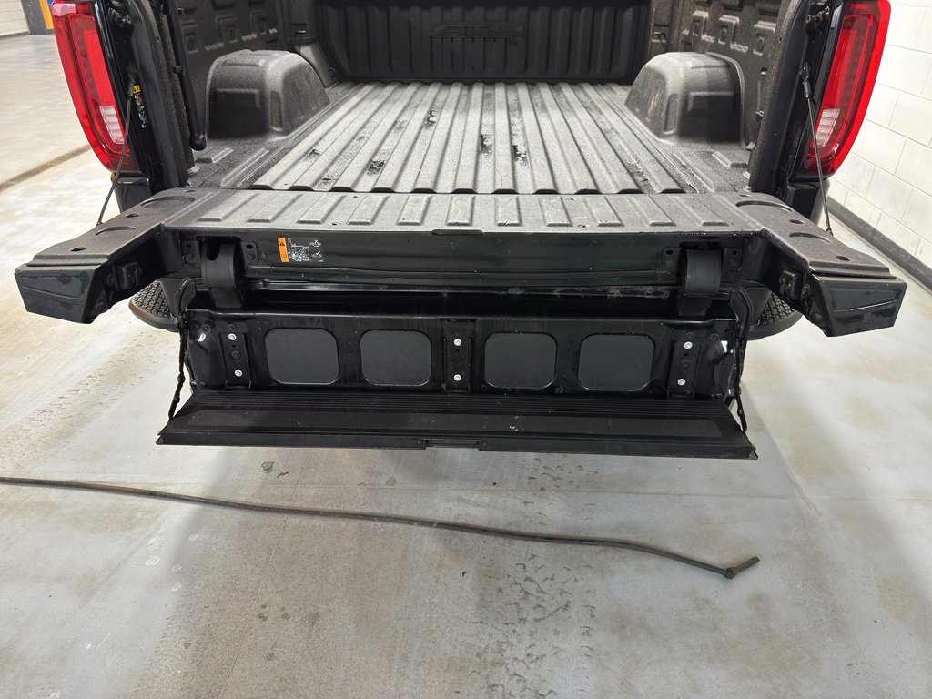 Certified 2024 GMC Sierra 1500 AT4 w/ Technology Package image 23