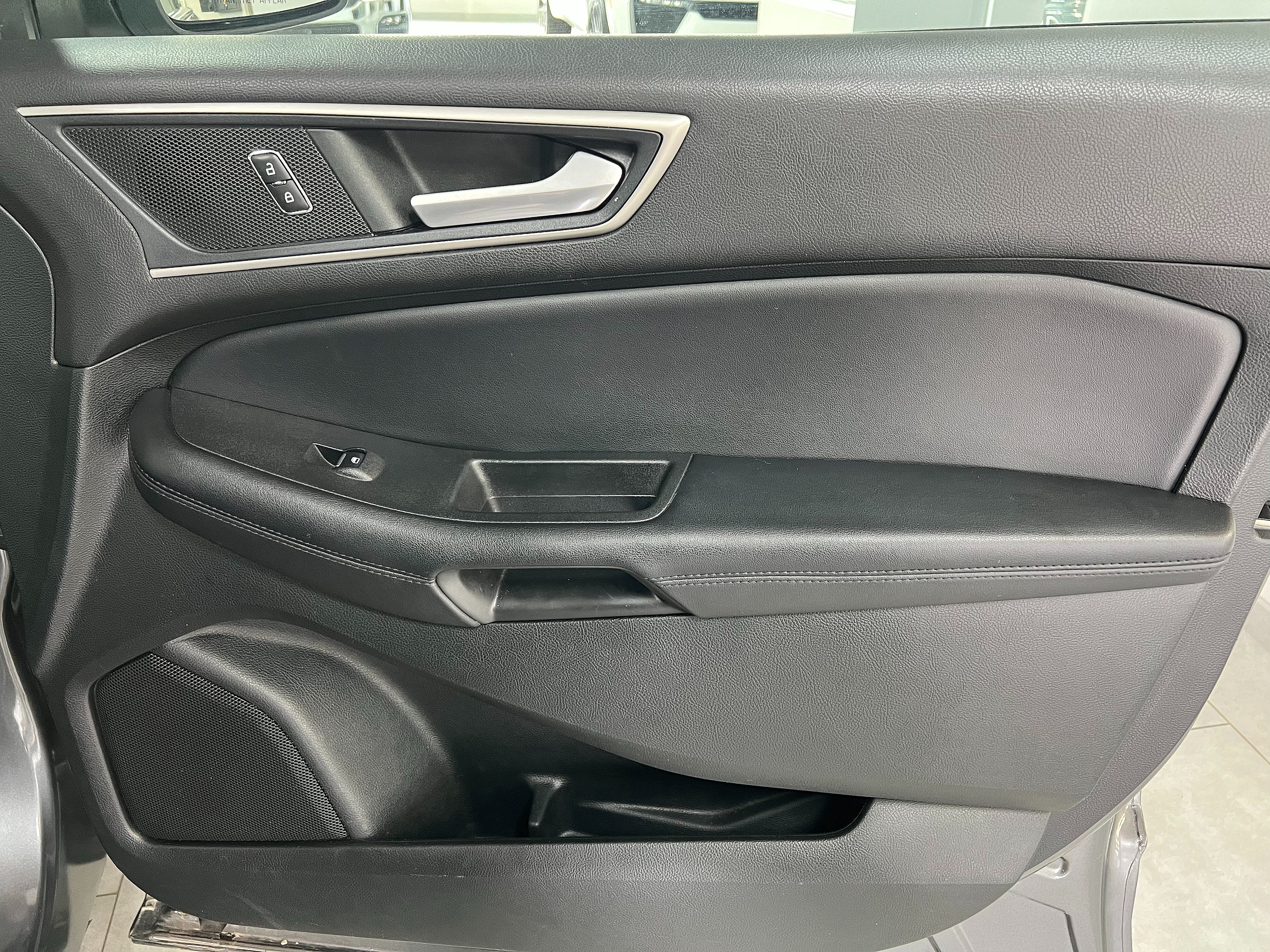 Used 2022 Ford Edge SEL AWD/4WD image 26
