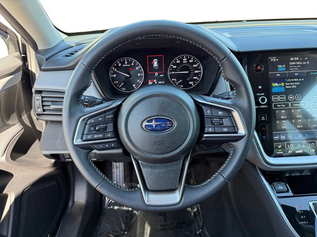 Used 2025 Subaru Outback Premium AWD/4WD image 12