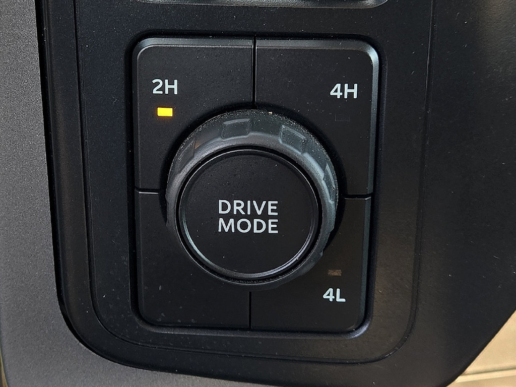 Used 2022 Ford F150 XLT w/ Equipment Group 302A High AWD/4WD image 14