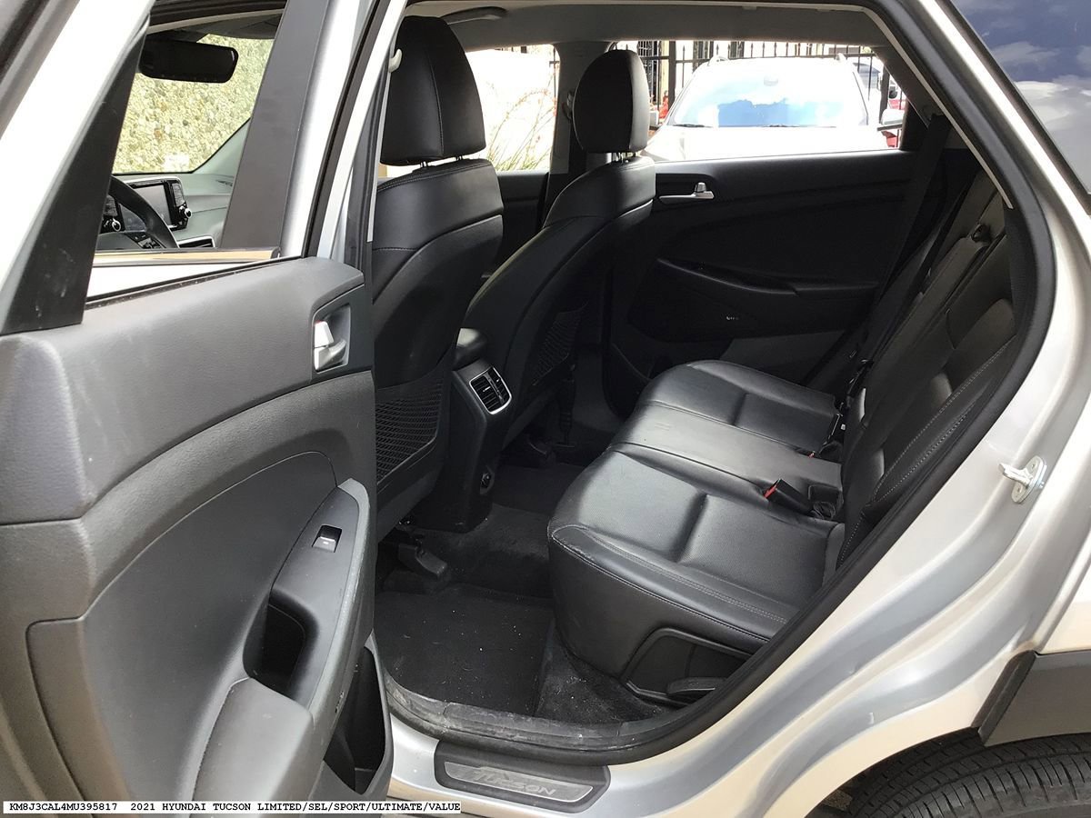 Used 2021 Hyundai Tucson Limited AWD/4WD image 9