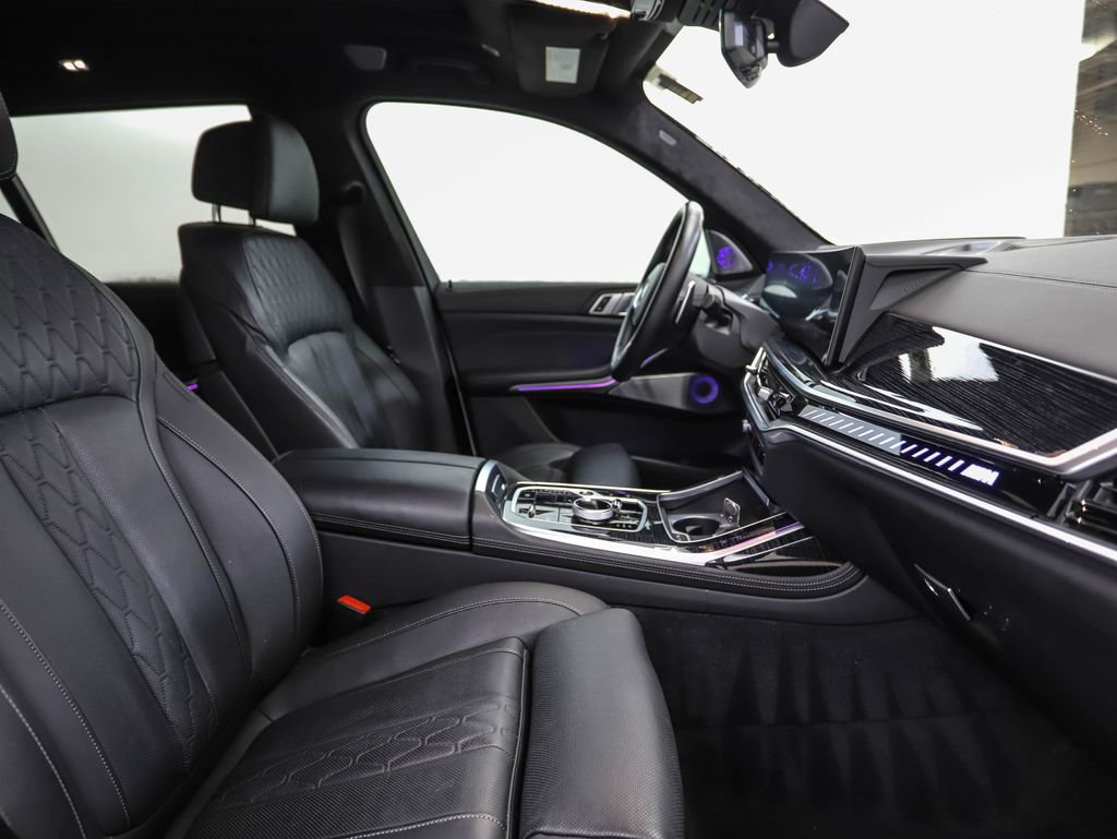 Certified 2024 BMW X7 M60i w/ Executive Package image 31