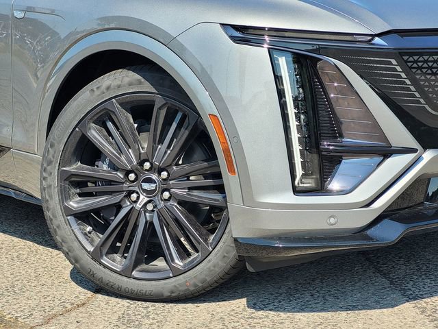 New 2026 Cadillac Lyriq V w/ LPO, Floor Liner Package image 3
