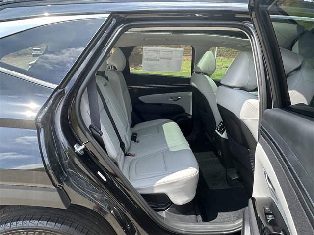 Used 2024 Hyundai Tucson Limited image 17