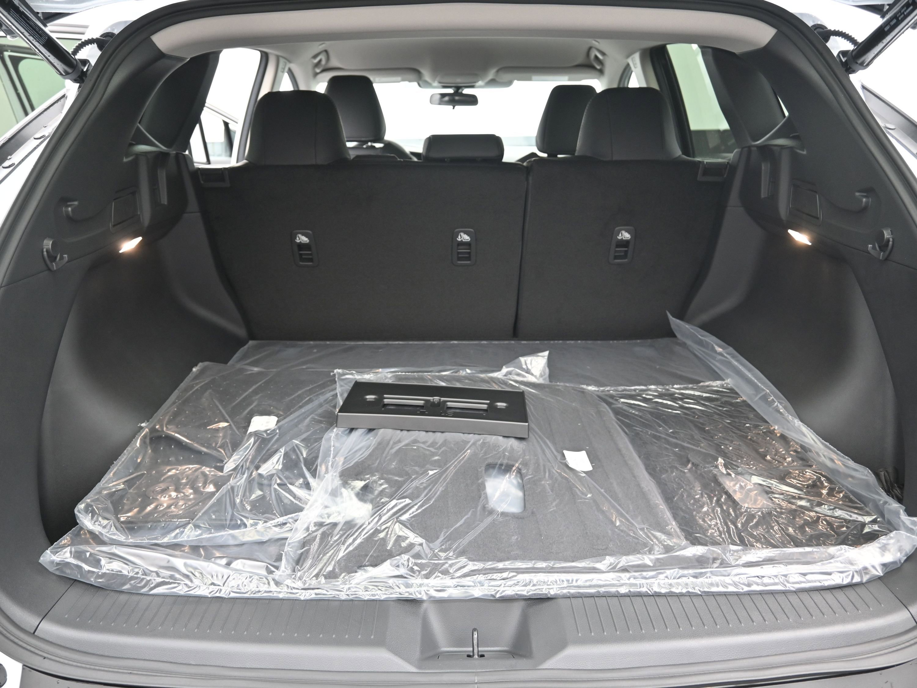 New 2025 Nissan Murano SV image 18