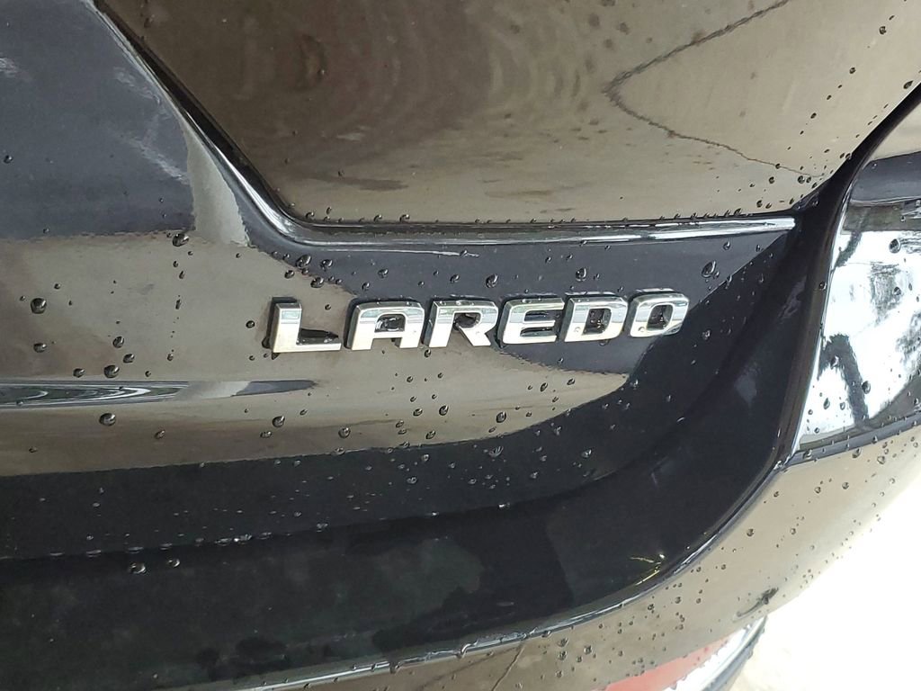 Used 2023 Jeep Grand Cherokee Laredo w/ Luxury Tech Group I image 28