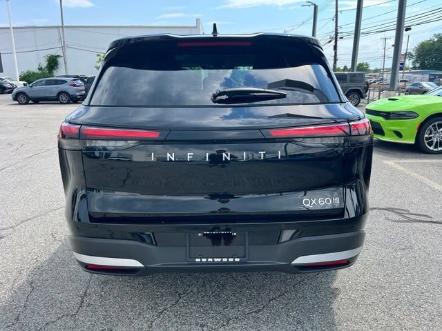 Used 2026 INFINITI QX60 Pure w/ Family Package AWD/4WD image 4