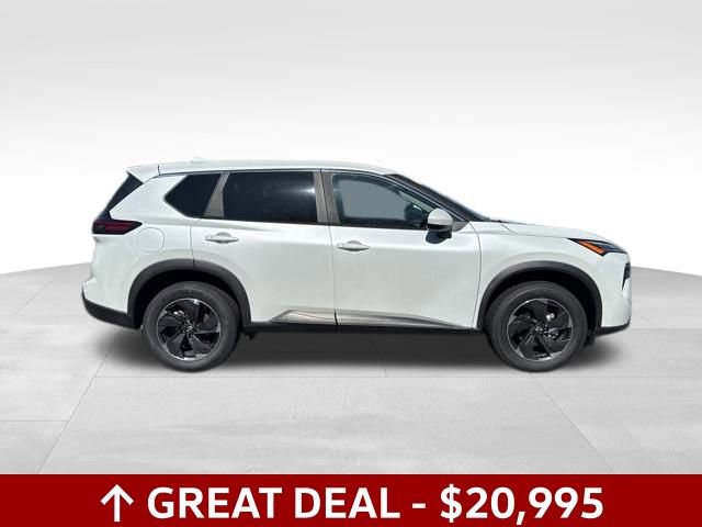 Used 2024 Nissan Rogue SV image 3