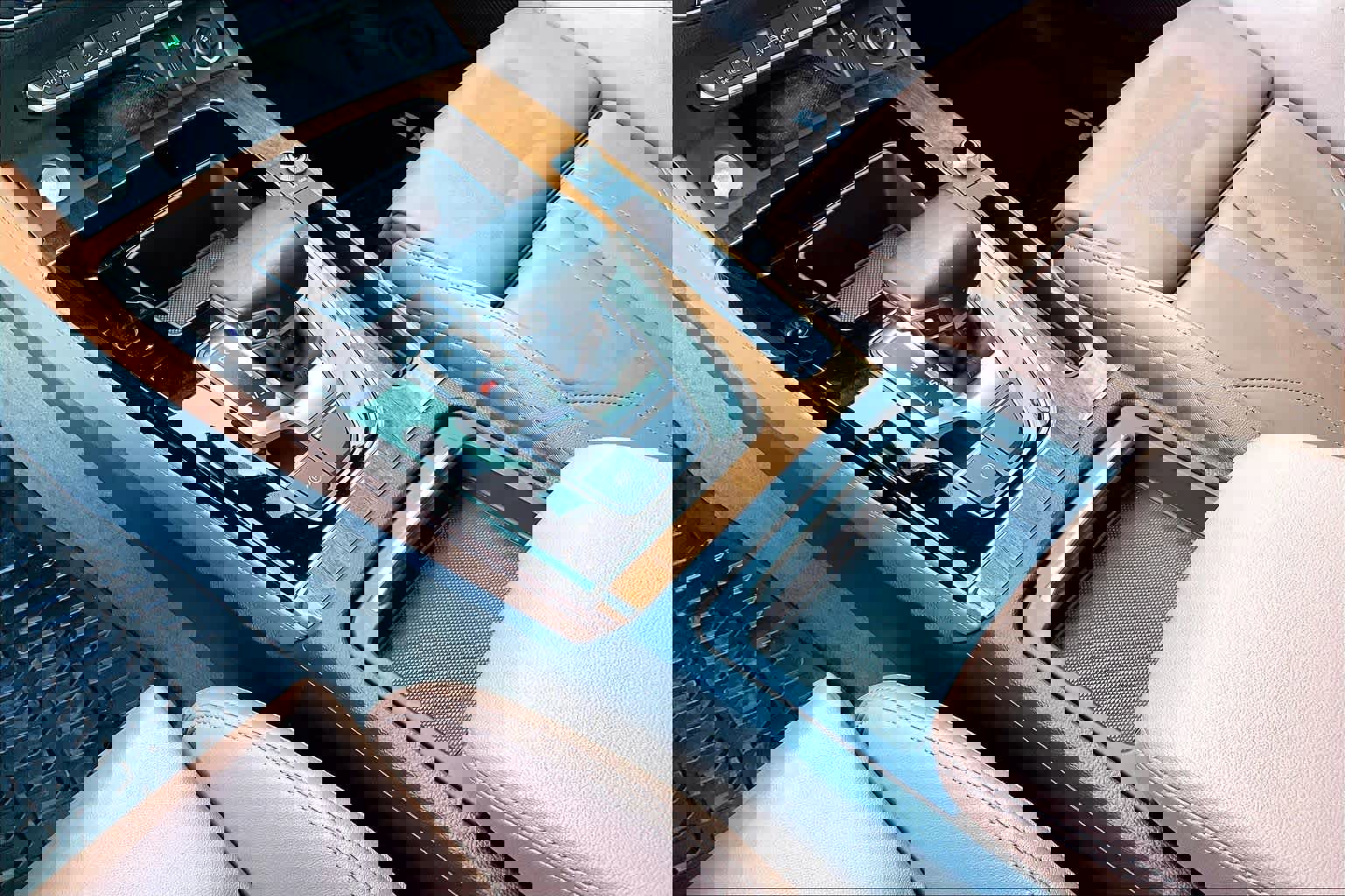 Used 2022 Audi Q5 e Premium Plus image 19