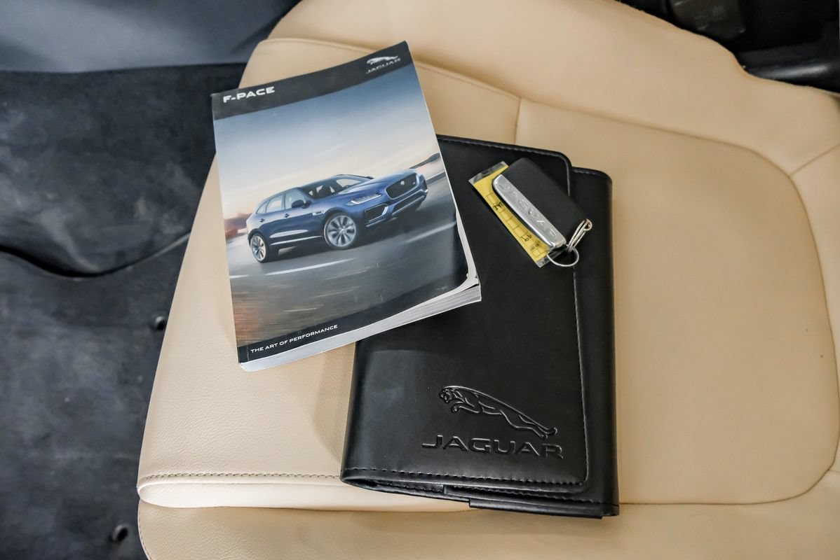 Used 2019 Jaguar F-PACE Premium AWD/4WD image 65