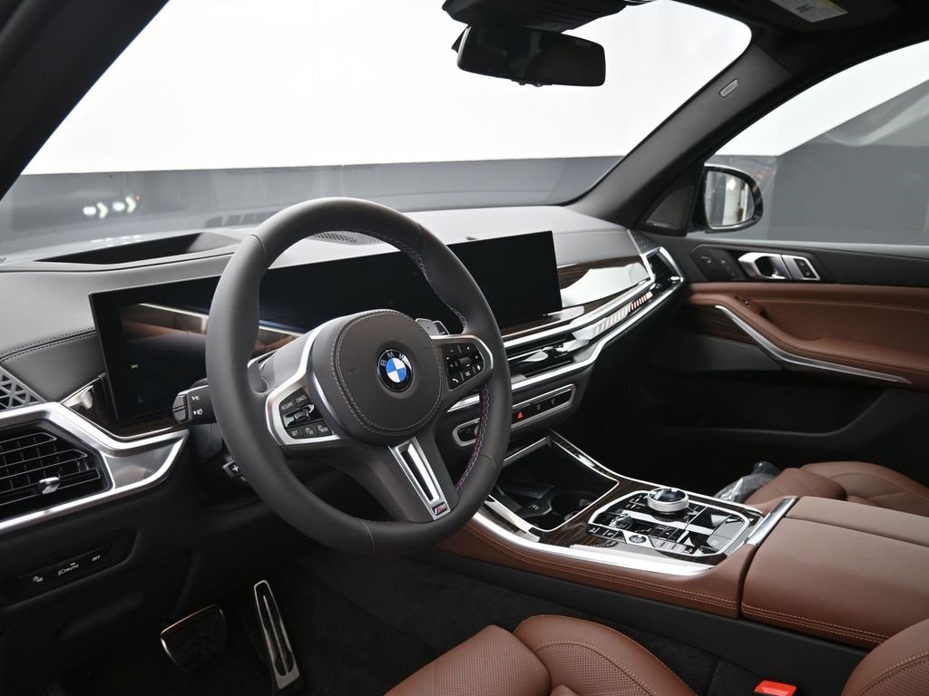 New 2026 BMW X5 M60i w/ Executive Package image 11