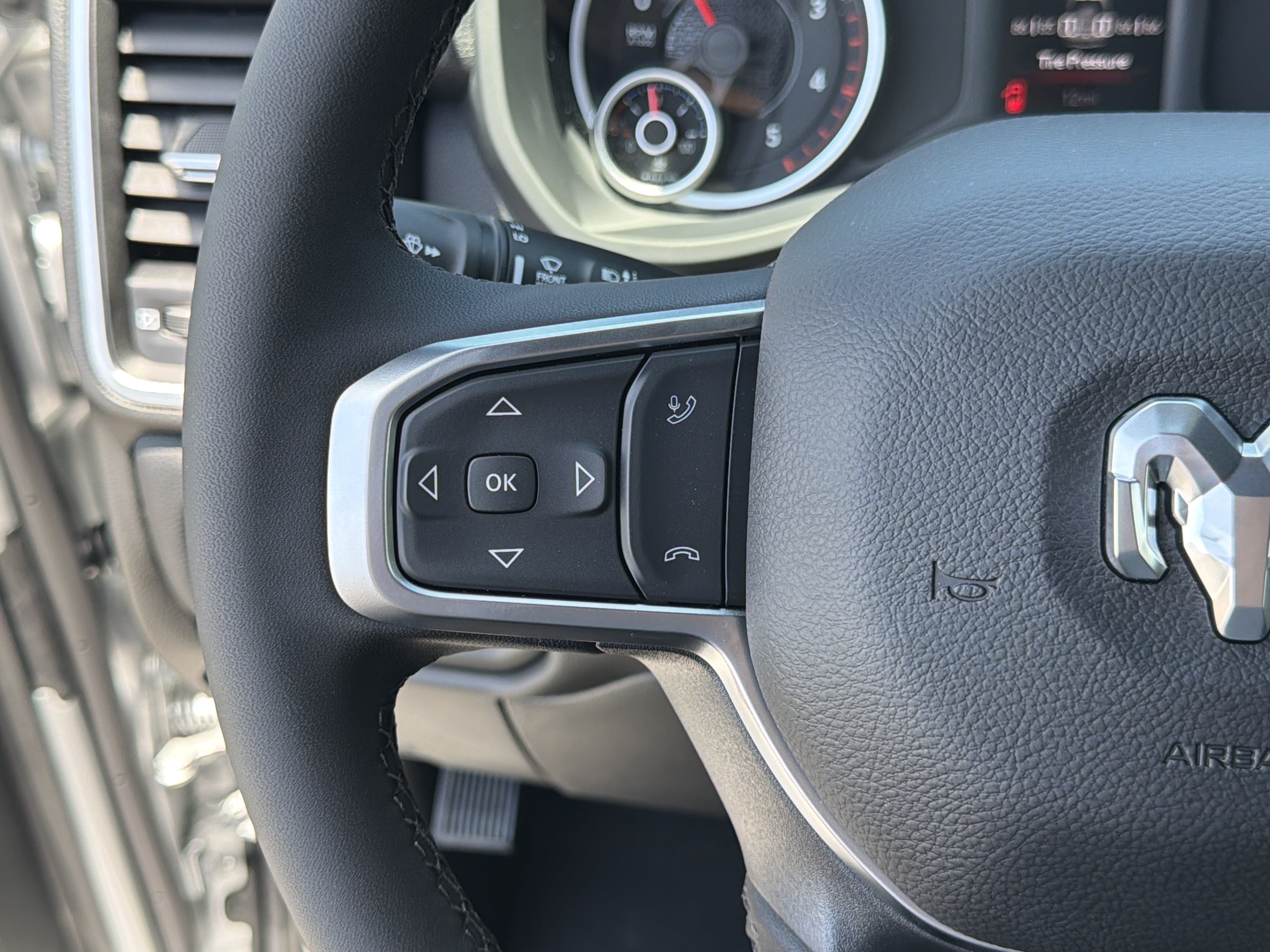 New 2026 RAM 3500 Big Horn AWD/4WD image 29