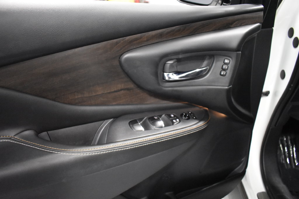 Certified 2023 Nissan Murano Platinum w/ Cargo Package FWD image 15