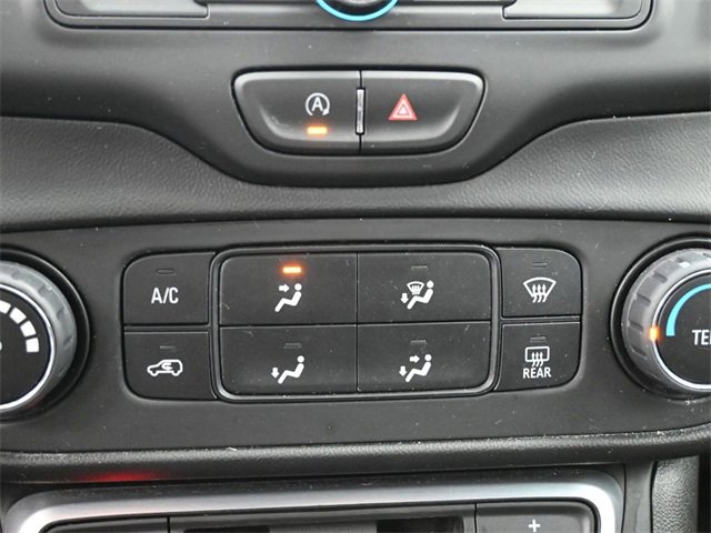 Used 2024 GMC Terrain SLE image 22