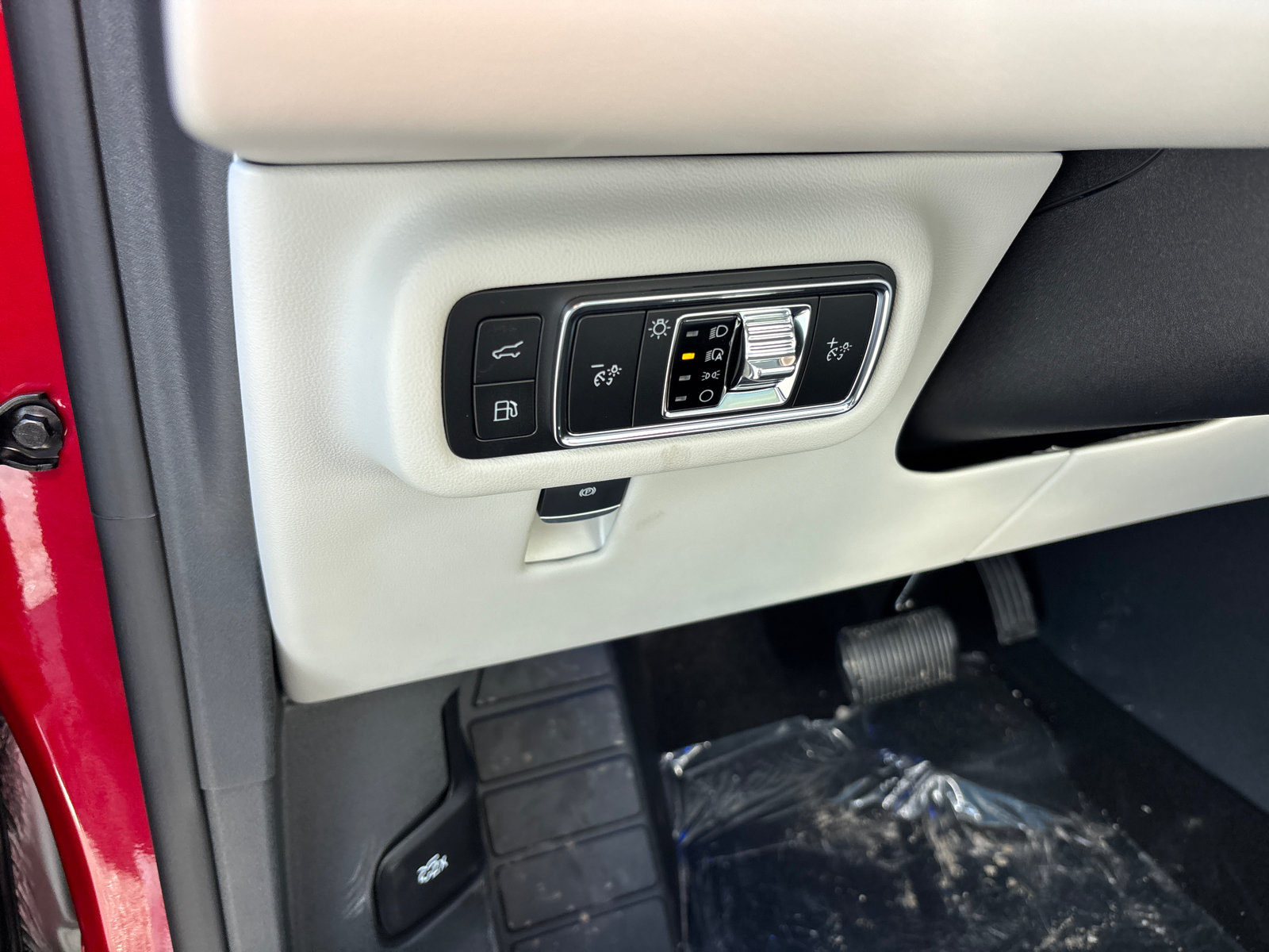 New 2026 Lincoln Nautilus Reserve w/ Jet Appearance Package AWD/4WD image 13