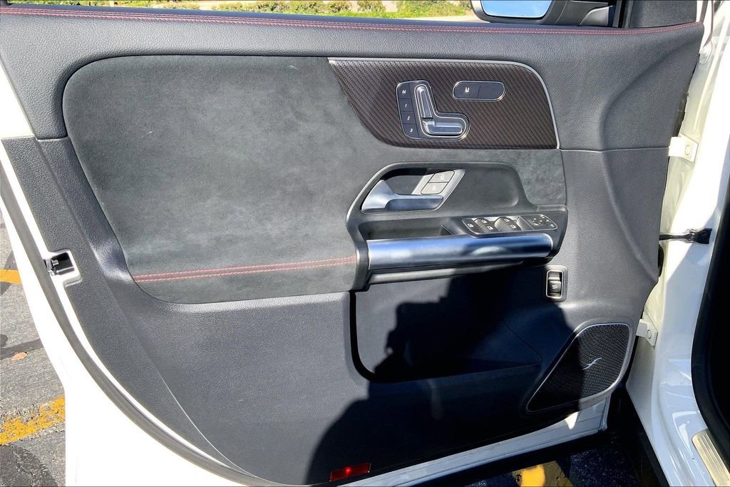 Used 2024 Mercedes-Benz GLA 35 AMG 4MATIC image 21