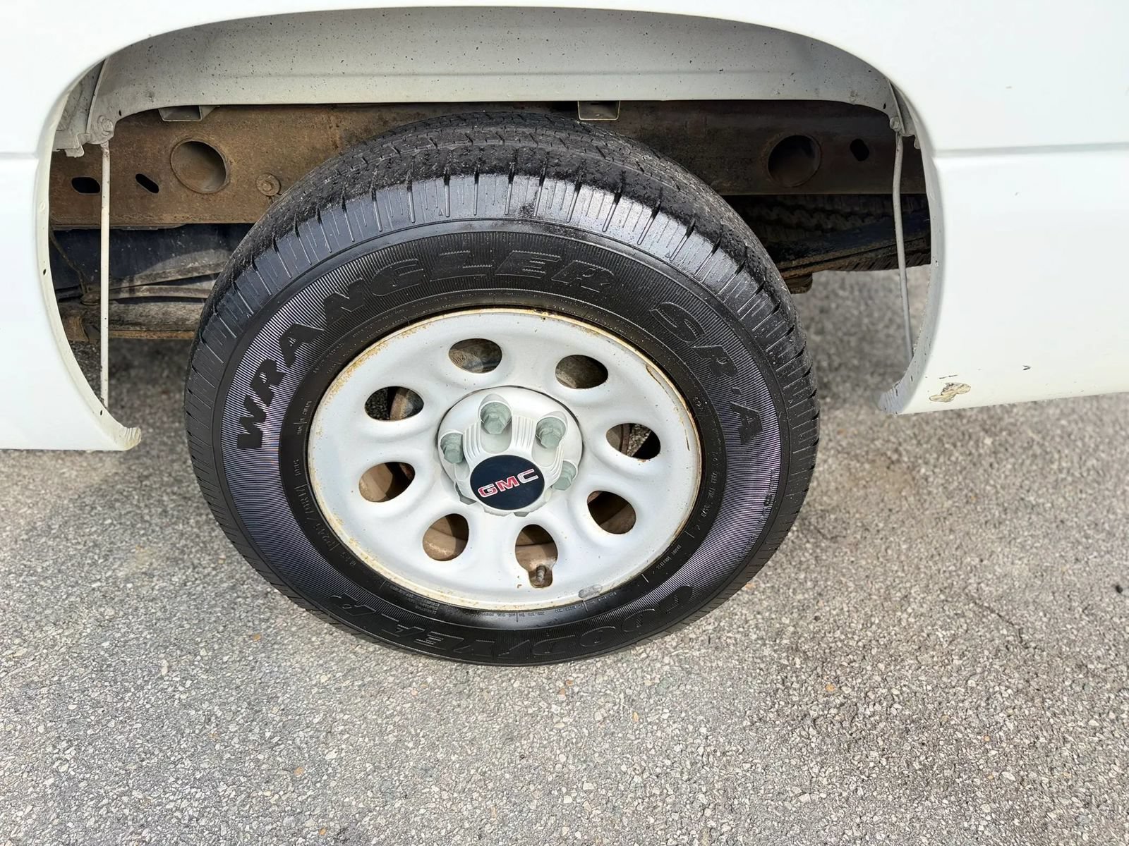 Used 2006 GMC Sierra 1500 W/T RWD image 4