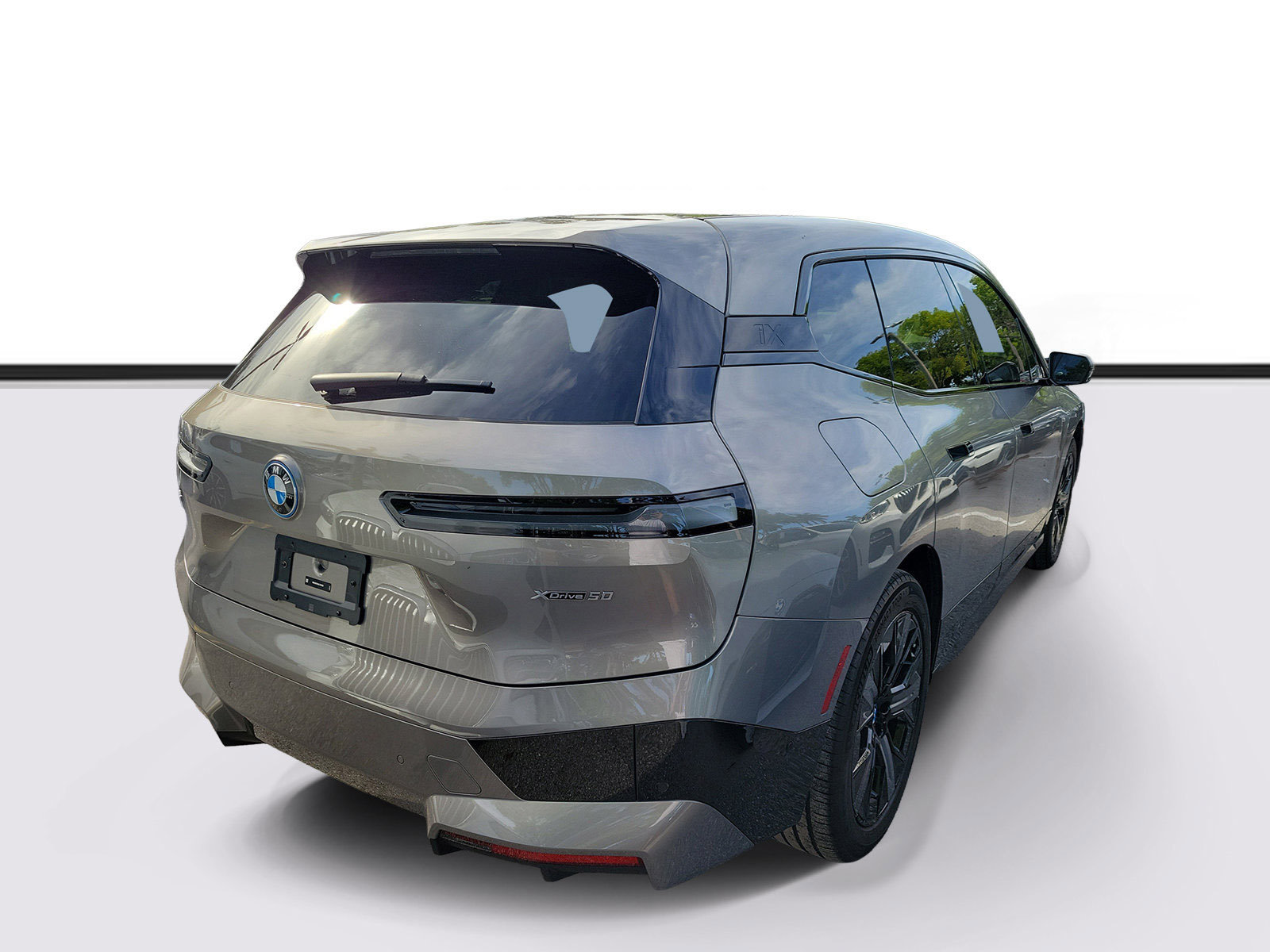 Used 2025 BMW iX xDrive50 AWD/4WD image 4