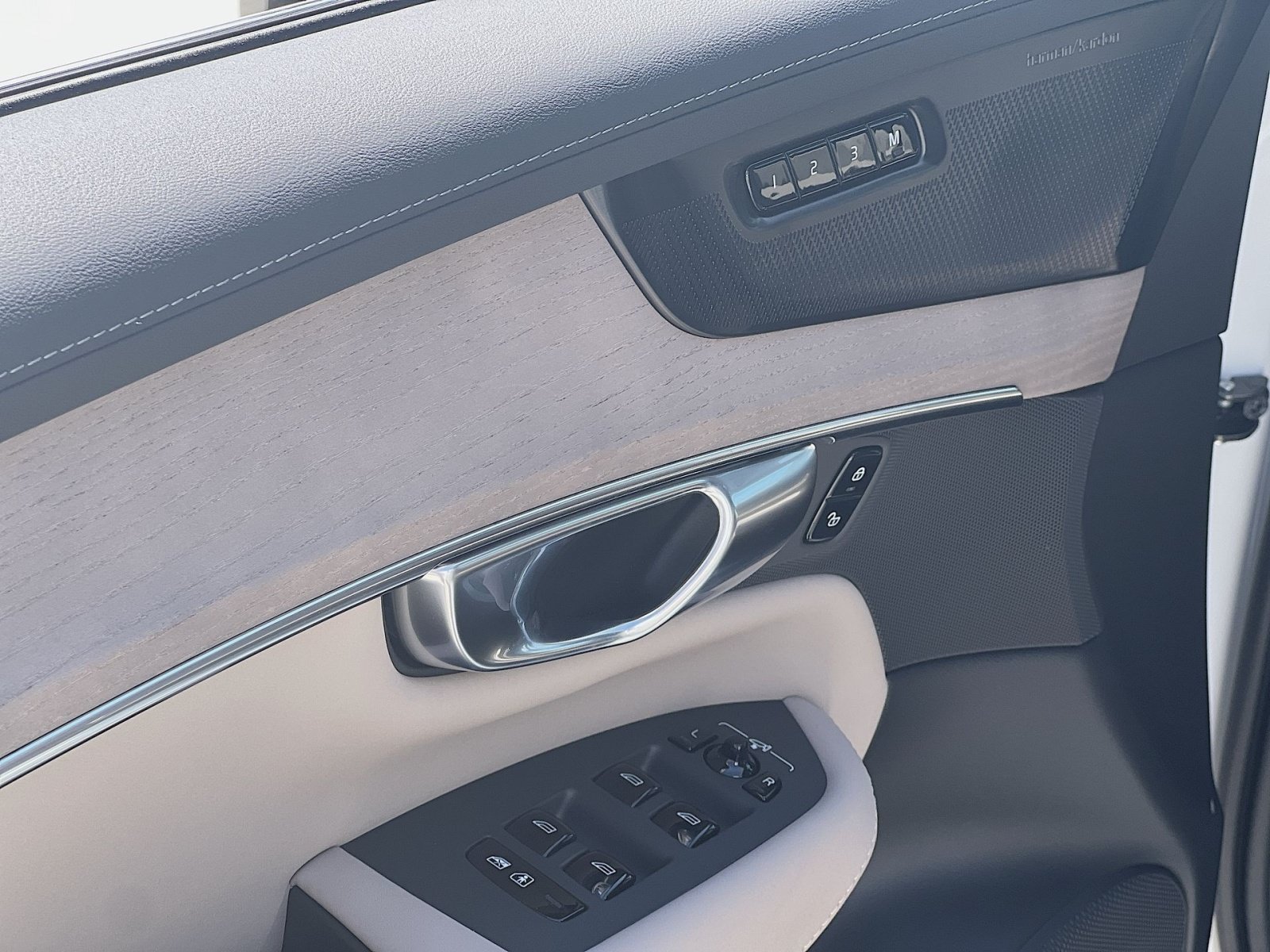 New 2026 Volvo XC90 T8 Ultra AWD/4WD image 23